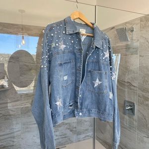 Distressed Jean Jacket Size L
